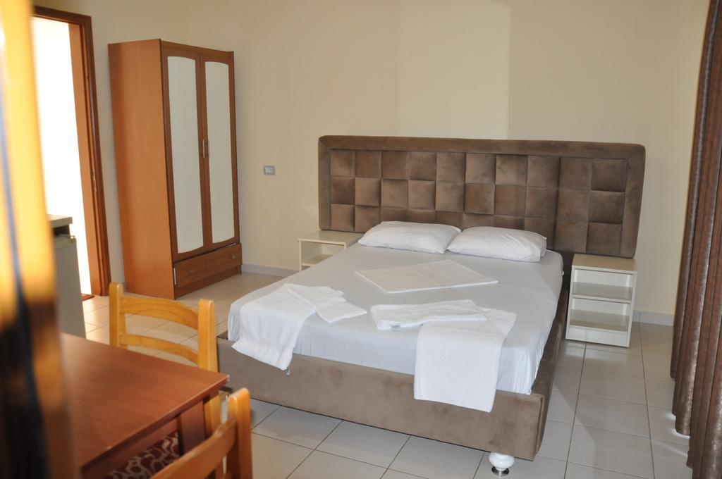 Hotel Ilio Ksamil Exteriér fotografie